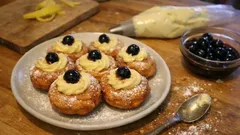 Zeppole di San Giuseppe fritte: la ricetta tradizionale con crema e amarene
