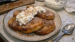 Pane fritto dolce: la ricetta di recupero semplice e golosa da fare in pochi minuti