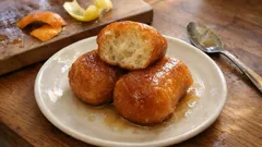 Babà napoletano fatto in casa: la ricetta semplice per farlo soffice e ben inzuppato