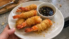 Gamberoni in pasta kataifi: l’antipasto croccante che fa subito festa