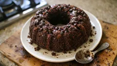 Ciambella al cioccolato soffice: la ricetta semplice con gocce che resta morbida