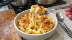 Mac & cheese fatto in casa: cremoso dentro e dorato in superficie