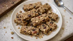 Barrette ai cereali senza zucchero: lo snack morbido con avena e banana