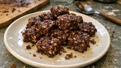 Bocconcini al cioccolato con gallette di riso: lo snack veloce da tenere in freezer